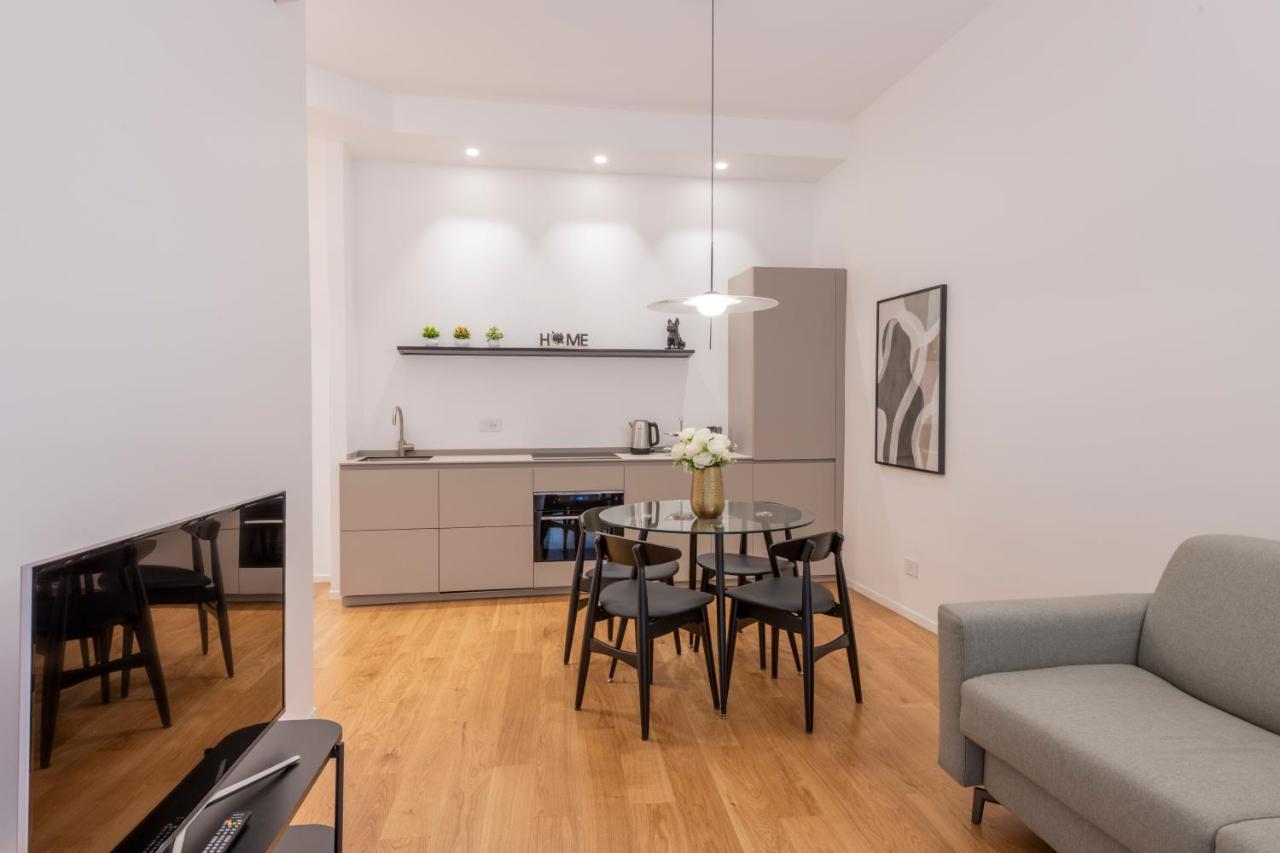 Milan Royal Suites Duomo Экстерьер фото