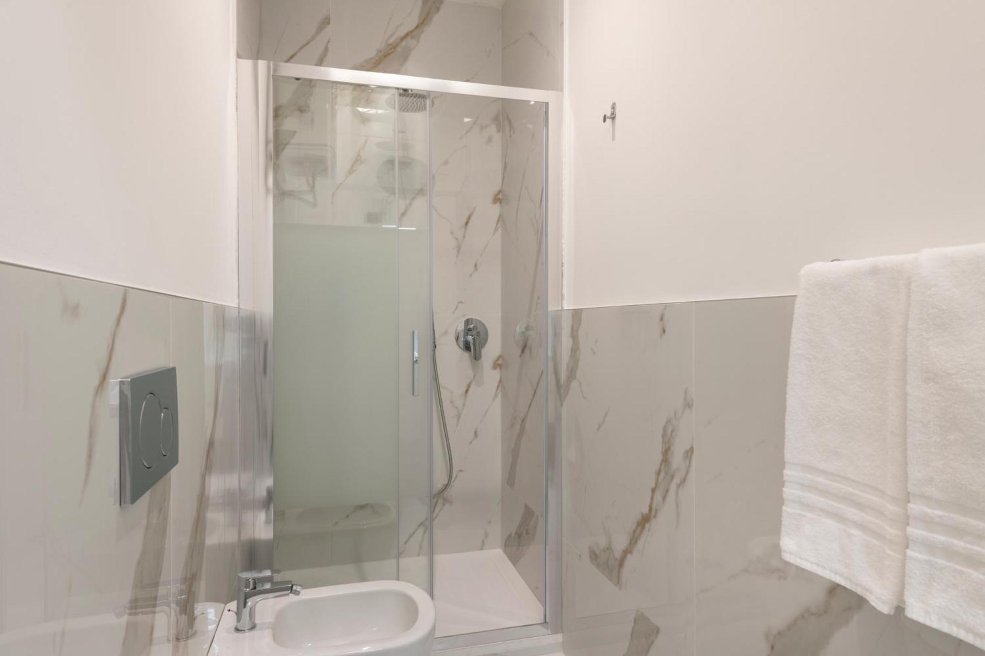 Milan Royal Suites Duomo Экстерьер фото